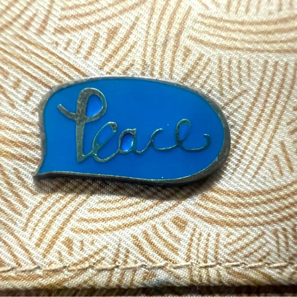 Sakroots Artist Circle Keychain Wallet Combo - Picture 5 of 9